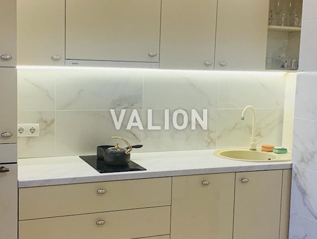 Продажа уютной, просторной 1 ком.кв по ул.Софии Русовой, 7а.