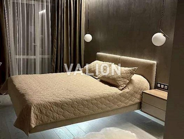 Продам двухкомнатную квартиру в новом ЖК на Троещине