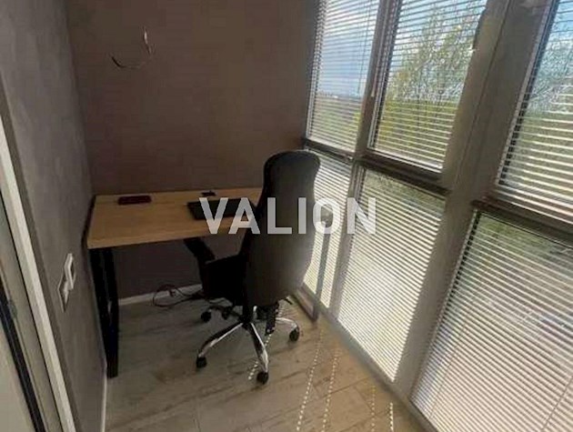 Продам двухкомнатную квартиру в новом ЖК на Троещине