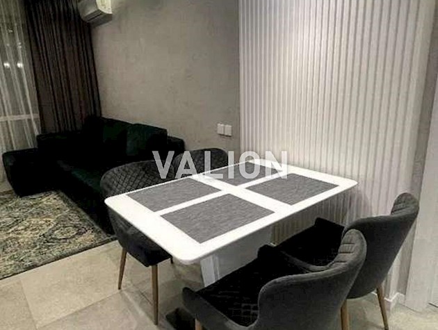 Продам двухкомнатную квартиру в новом ЖК на Троещине