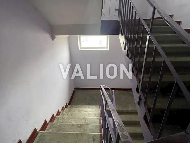 Продажа 3 комн Десянский р-н, ул Закревского Николая, 57