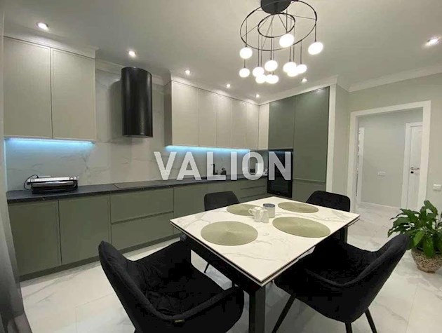 Продажа: 2-комнатная квартира по ул. Кисловодская, 100