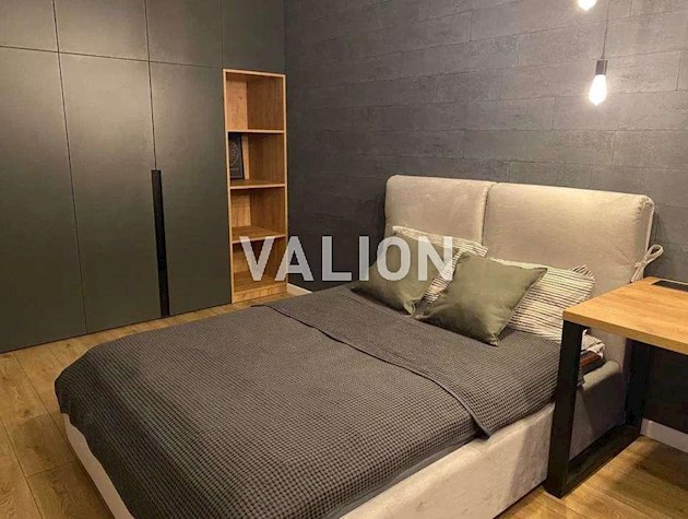 Продажа: 2-комнатная квартира по ул. Кисловодская, 100