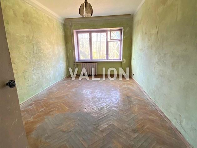 Лучшая цена! Продам 2-х ком. квартиру возле метро Святошино.