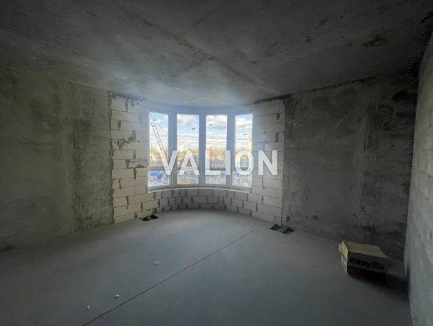 Продажа 3 комнатной квартиры в ЖК Урловский-2.