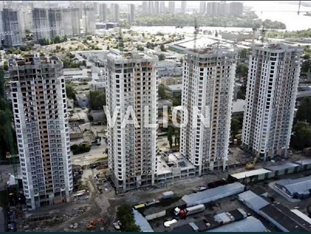 Продажа 3 комнатной квартиры в ЖК Урловский-2.