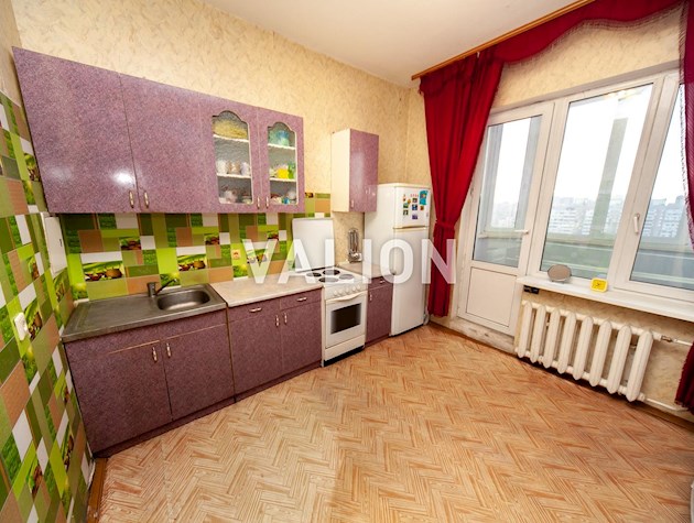 Продается 2-комнатная квартира по ул. Княжий Затон, 16а