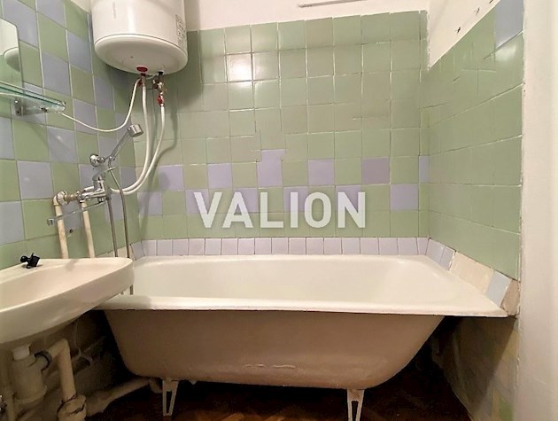 Продажа 2-х комнатной квартиры Чистяковская 7