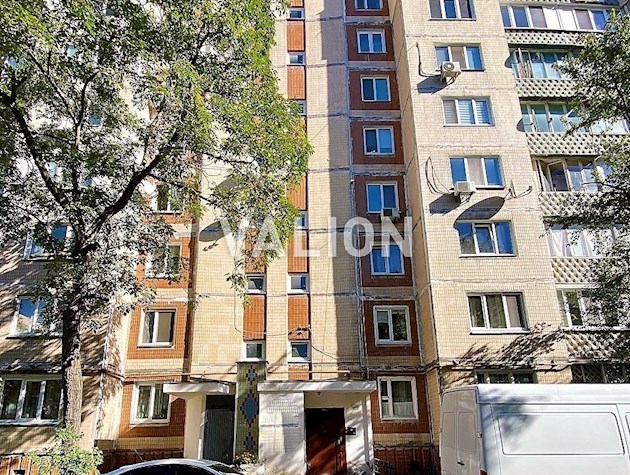 Продажа 2-х комнатной квартиры Чистяковская 7