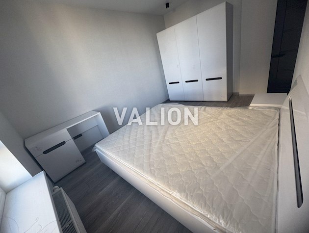 Продаю 2к кв. пр.Європейського Союзу, ЖК Варшавський плюс.