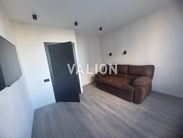 Продаю 2к кв. пр.Європейського Союзу, ЖК Варшавський плюс.