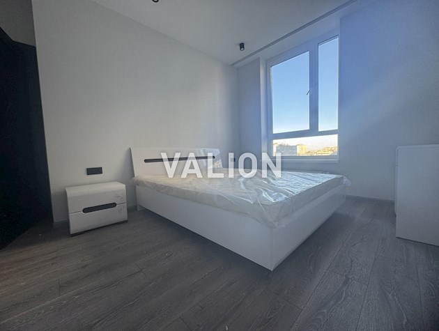 Продаю 2к кв. пр.Європейського Союзу, ЖК Варшавський плюс.