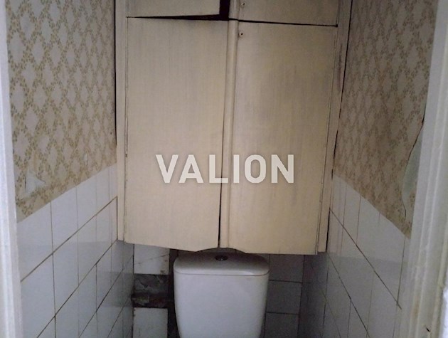 Продам 2к.кв Соломенский р-н, ул.Донецкая. 3, 2/5 кирпичный