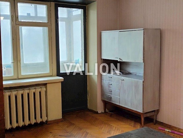 Продам 2к.кв Соломенский р-н, ул.Донецкая. 3, 2/5 кирпичный