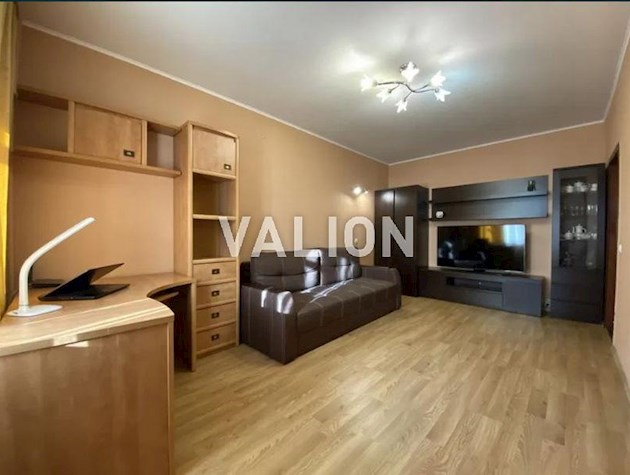 Продам 3х комнатную квартиру, район Виноградарь, пер. Апрельский (Апрельский), 1-В