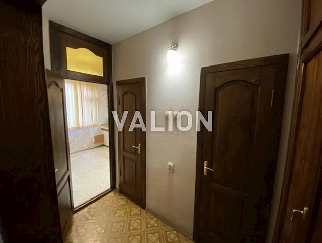 Продам 3х комнатную квартиру, район Виноградарь, пер. Апрельский (Апрельский), 1-В