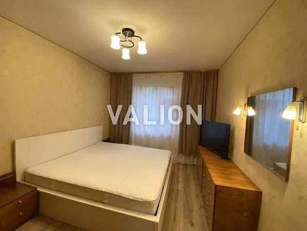 Продам 3х комнатную квартиру, район Виноградарь, пер. Апрельский (Апрельский), 1-В