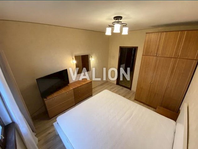 Продам 3х комнатную квартиру, район Виноградарь, пер. Апрельский (Апрельский), 1-В