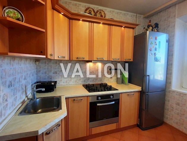 Продажа 2к квартиры в Деснянском р-не, Троещина, ул. Закревского 49/1.