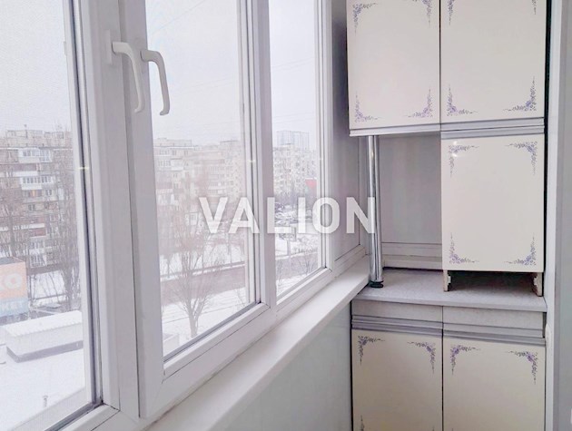 Продажа 1-комнатную квартиру с ремонтом. Оболонь, ул. Левко Лукьяненко (Тимошенко) 11а