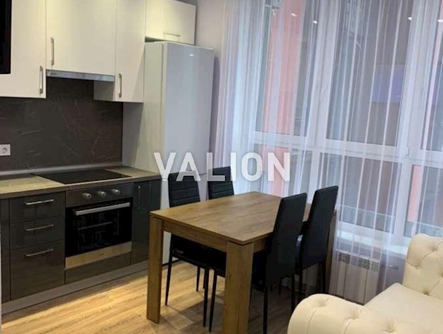 Продам 1к.кв Степана Бандери, 32, Набережно-Рибальська дорога, 27