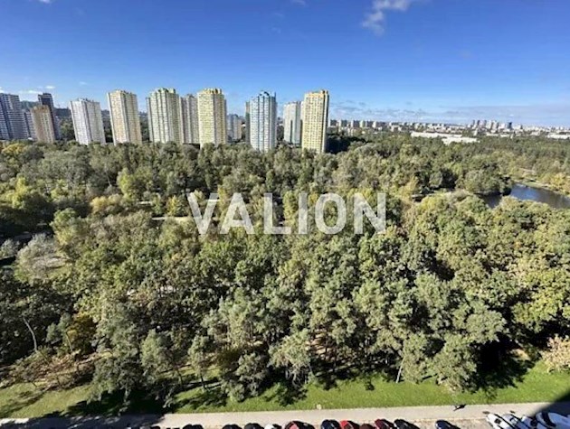 Продажа 3-к квартиры ул. Князя Романа Мстиславича 26а