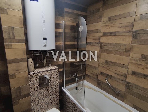 Продается 2 комнатная квартира ул.Донца,21А Соломенский р-н Отрадный