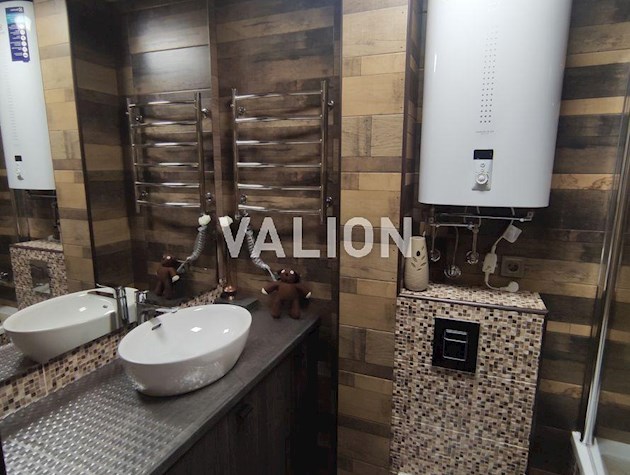 Продается 2 комнатная квартира ул.Донца,21А Соломенский р-н Отрадный