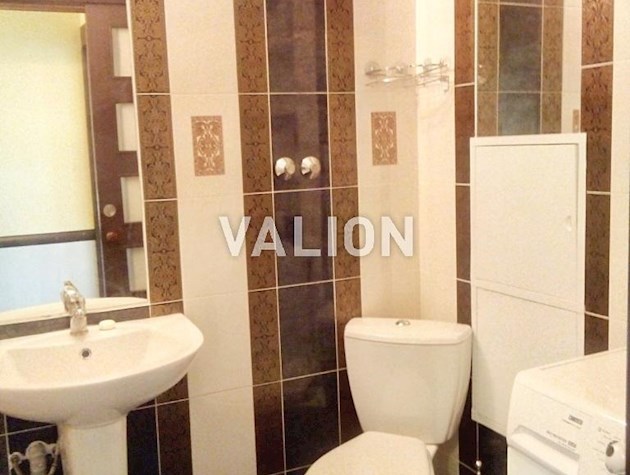 1к квартира с ремонтом Ломаковская (Мичурина), 2, Центр, Печерск, м. Зверинецкая (Др.народов)