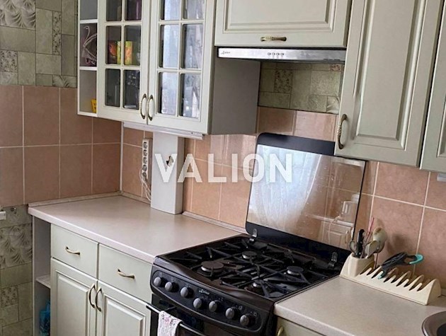 Продается 3 комнатная квартира по ул. Большая Окружная,3, Святошинский район.