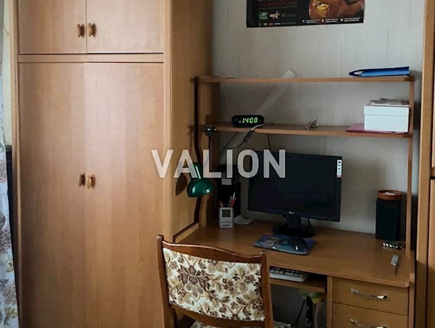 Продается 3 комнатная квартира по ул. Большая Окружная,3, Святошинский район.