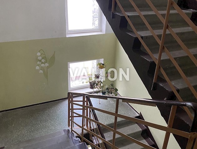 Продается 3 комнатная квартира по ул. Большая Окружная,3, Святошинский район.