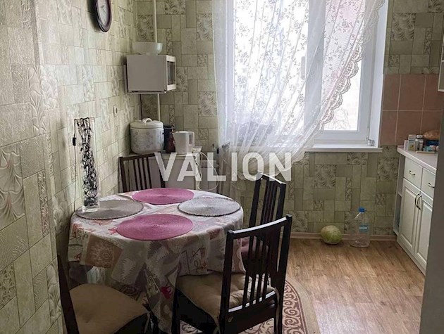 Продается 3 комнатная квартира по ул. Большая Окружная,3, Святошинский район.