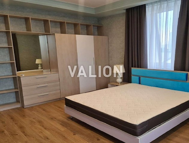 Продаж 2-кімнатної квартири по вул.Садова, 73