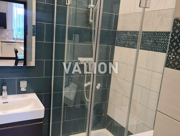 Продаж 2-кімнатної квартири по вул.Садова, 73