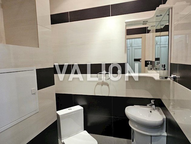 Продається 3-к квартира вул.Старонаводницька, 6Б, Царське Село, Печерськ