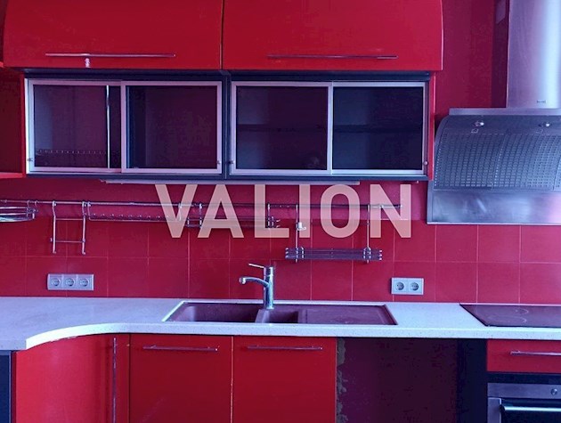 Продажа 5к квартиры на Богдана Хмельницкого 68