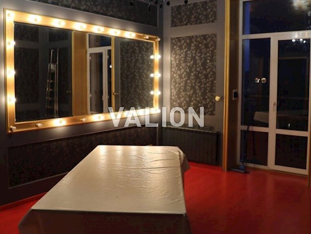 Продажа 5к квартиры на Богдана Хмельницкого 68