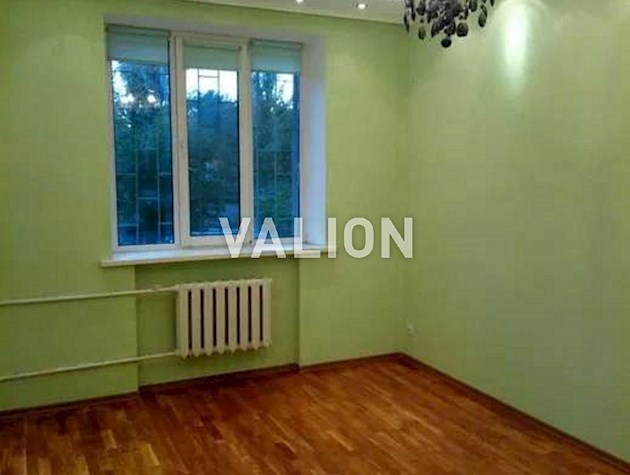 Продажа 3 комнатной квартиры ул. Бажова 1