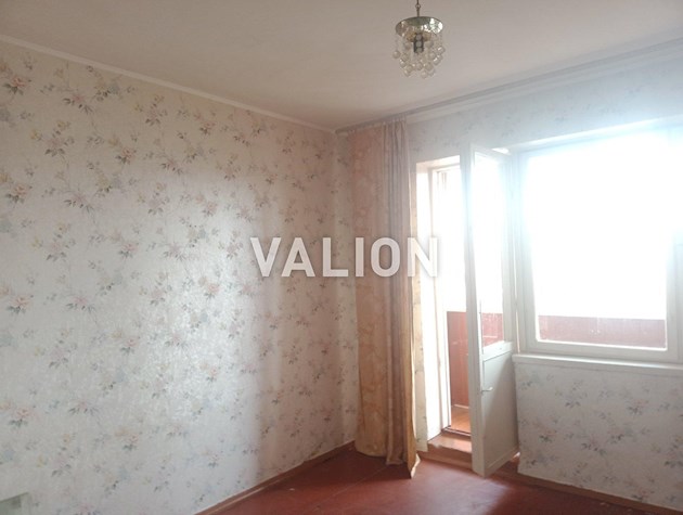 Двухкомнатная. вул. Приречная, 9-А, рядом метро и Днепр