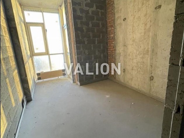 Продажа 3-комнатной квартиры ул. Кадетский Гай, 12 в ЖК Медовый