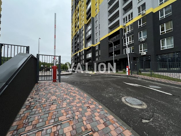 Продажа 3-комнатной квартиры ул. Кадетский Гай, 12 в ЖК Медовый