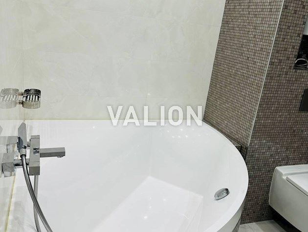 Продается 2к квартира, пр-т Победы, 5В, ЖК VICTORY