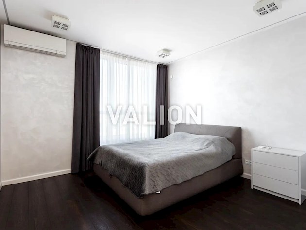 Продаж 2-к квартири, просп. Берестейський 5в