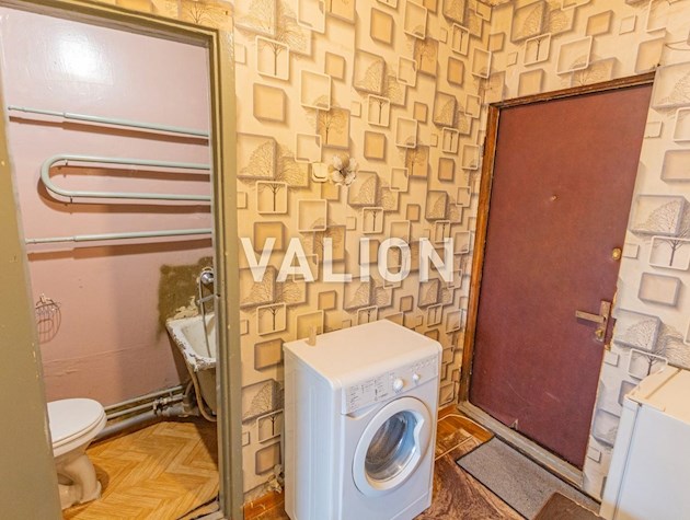 Киев Печерский р-н Метро Дружбы Народов Продажа 1к квартиры 35000$