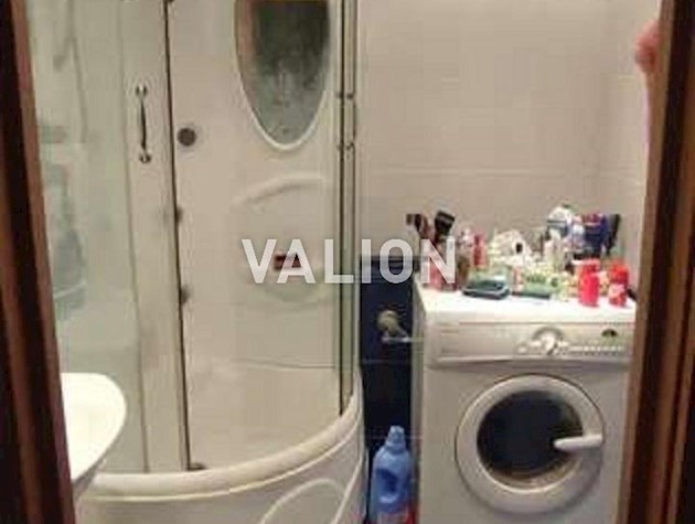 Продається 3-кімнатна квартира на Троєщині, вул.Лаврухіна, 7