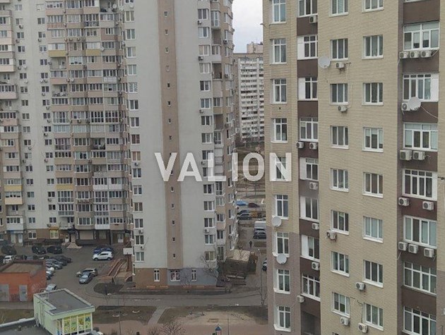 Продається 3-кімнатна квартира на Троєщині, вул.Лаврухіна, 7