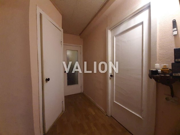 Продажа 1 комнатной квартиры по ул.Тешебаева,1 на Нивках