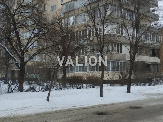 Продажа 1 комнатной квартиры по ул. Бринжалы ( Тешебеева) ,1 на Нивках