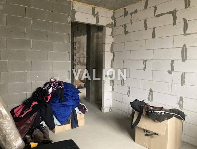 Продажа 2к квартиры Голосеевский район Лысогорский спуск, 20.